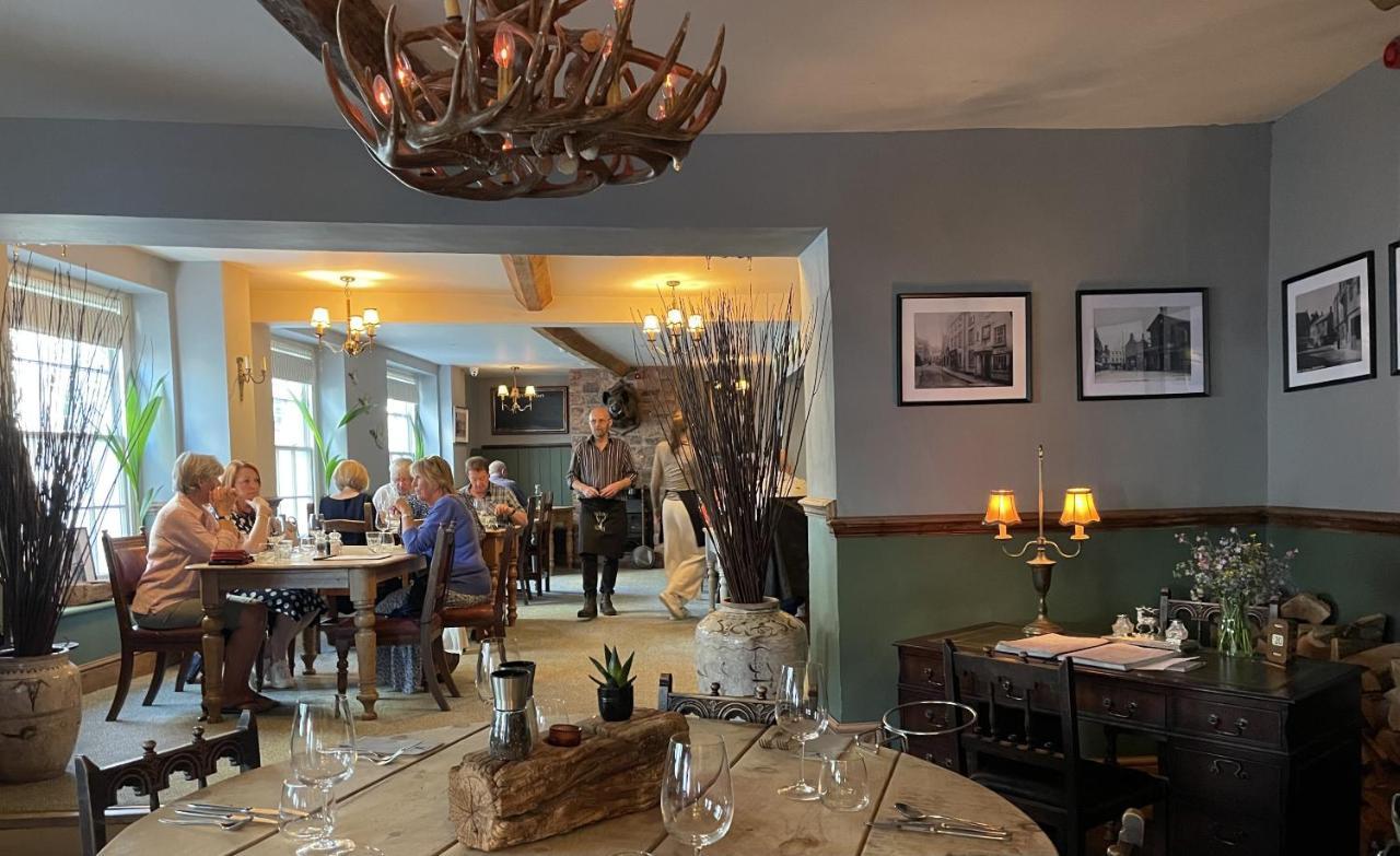 White Hart Hotel Wiveliscombe Ngoại thất bức ảnh