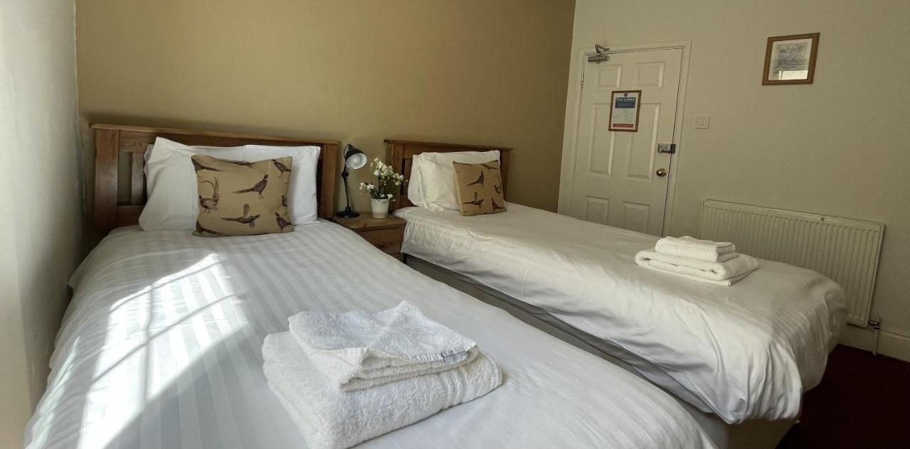 White Hart Hotel Wiveliscombe Phòng bức ảnh