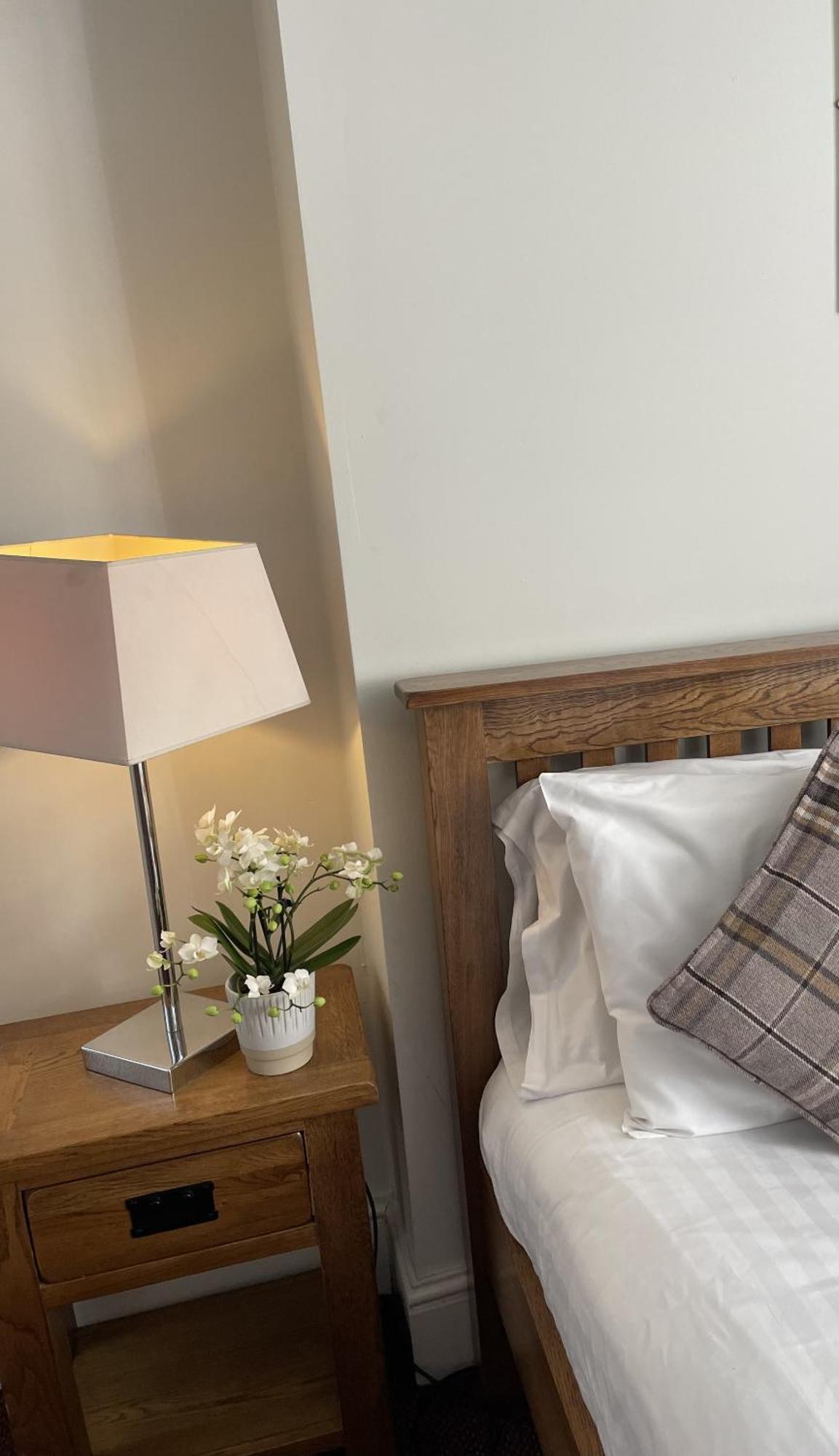 White Hart Hotel Wiveliscombe Phòng bức ảnh